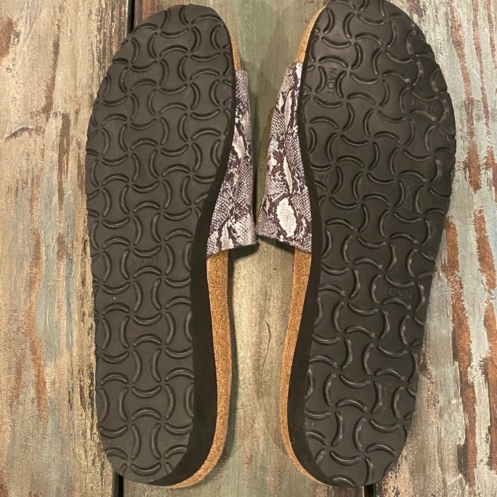 NAOT Alana Sandals Cork Comfort Slides Snakeskin Print Gray Women’s Sz 11 - Picture 7 of 10
